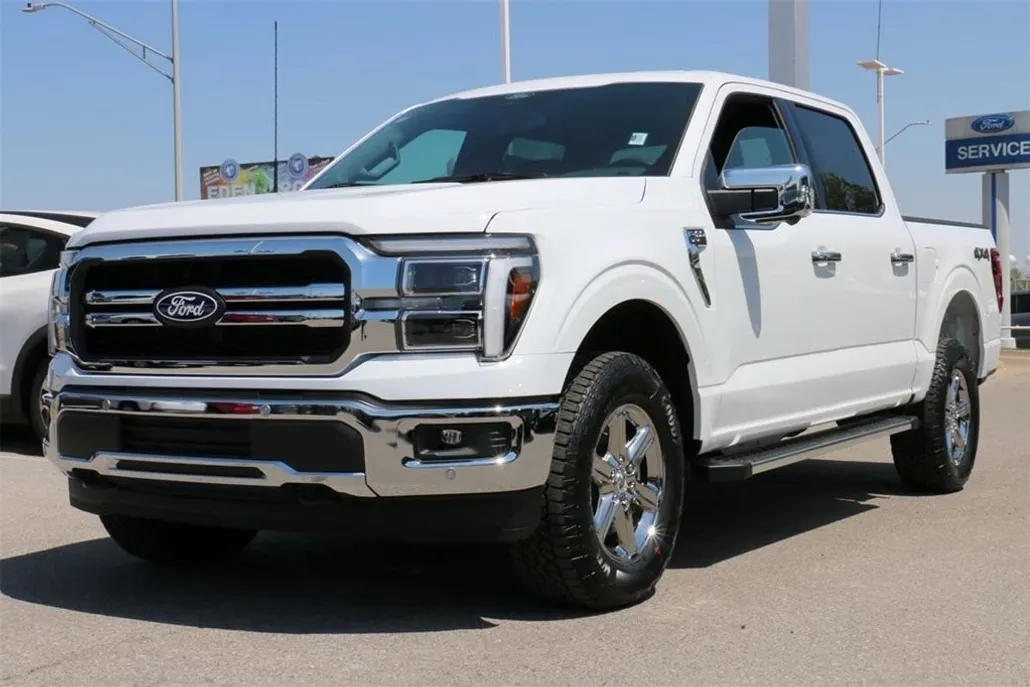 2025 Ford F-150 Lariat photo 1