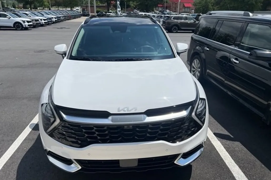 2023 Kia Sportage photo 1
