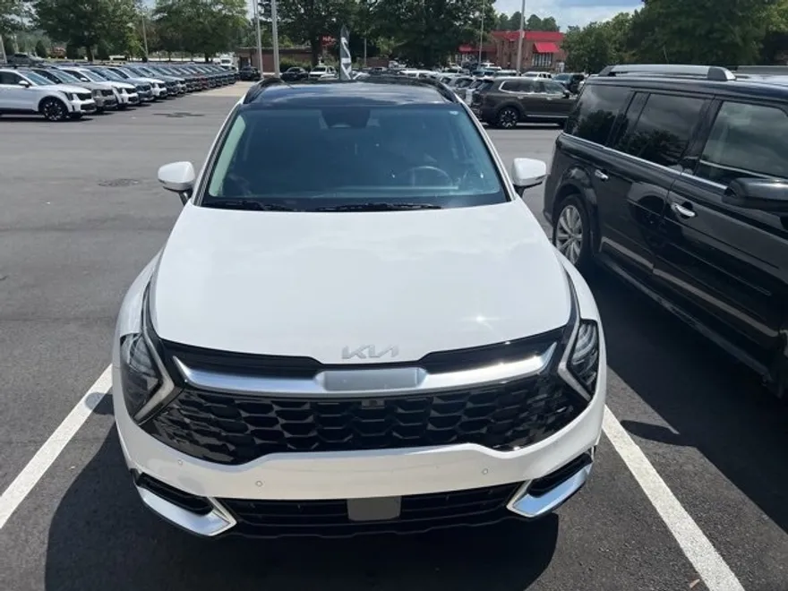 2023 Kia Sportage photo 1
