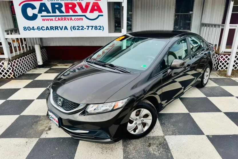 2013 Honda Civic LX photo 1