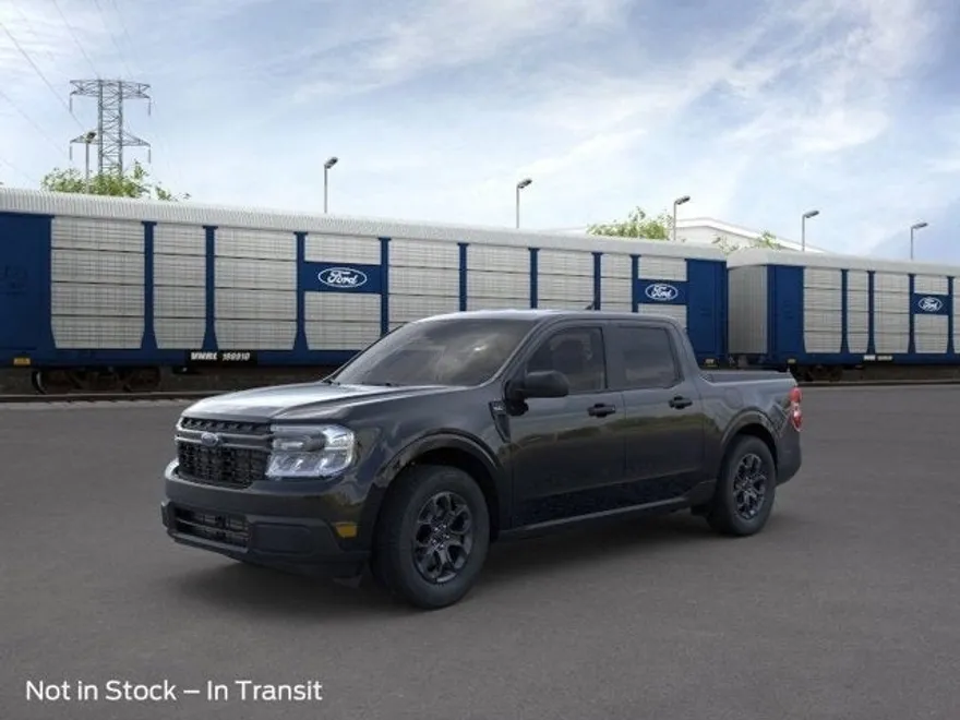 2024 Ford Maverick XLT photo 1
