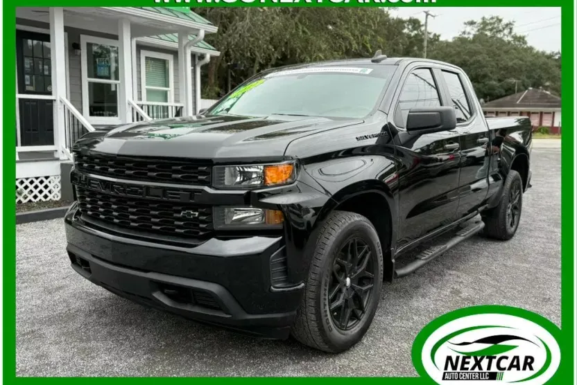 2022 Chevrolet Silverado 1500 Custom photo 1