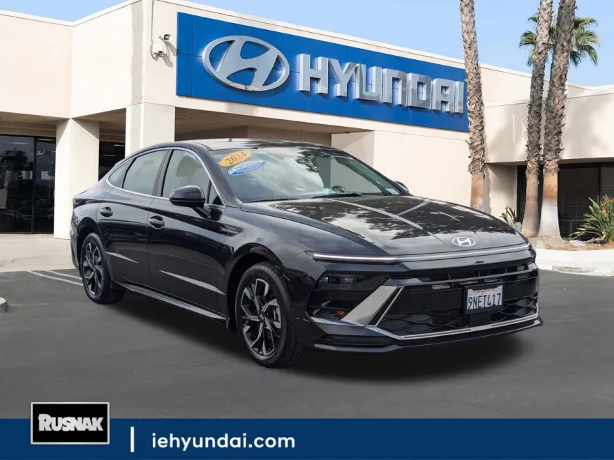 2024 Hyundai Sonata SEL photo 1