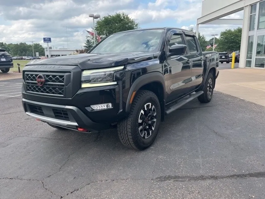 2023 Nissan Frontier PRO-4X photo 1
