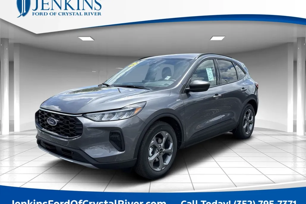 2025 Ford Escape ST-Line photo 1