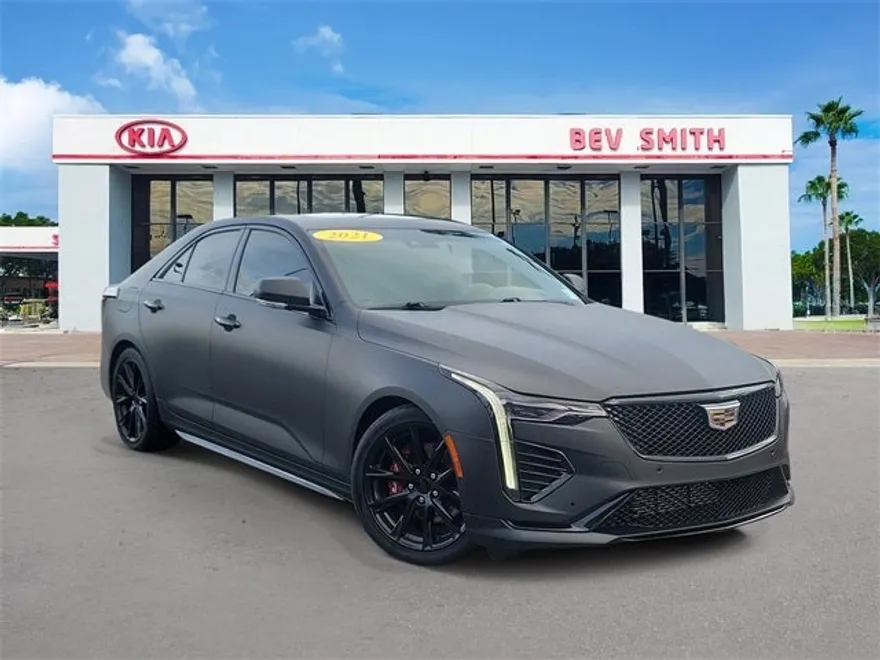 2021 Cadillac CT4 photo 1