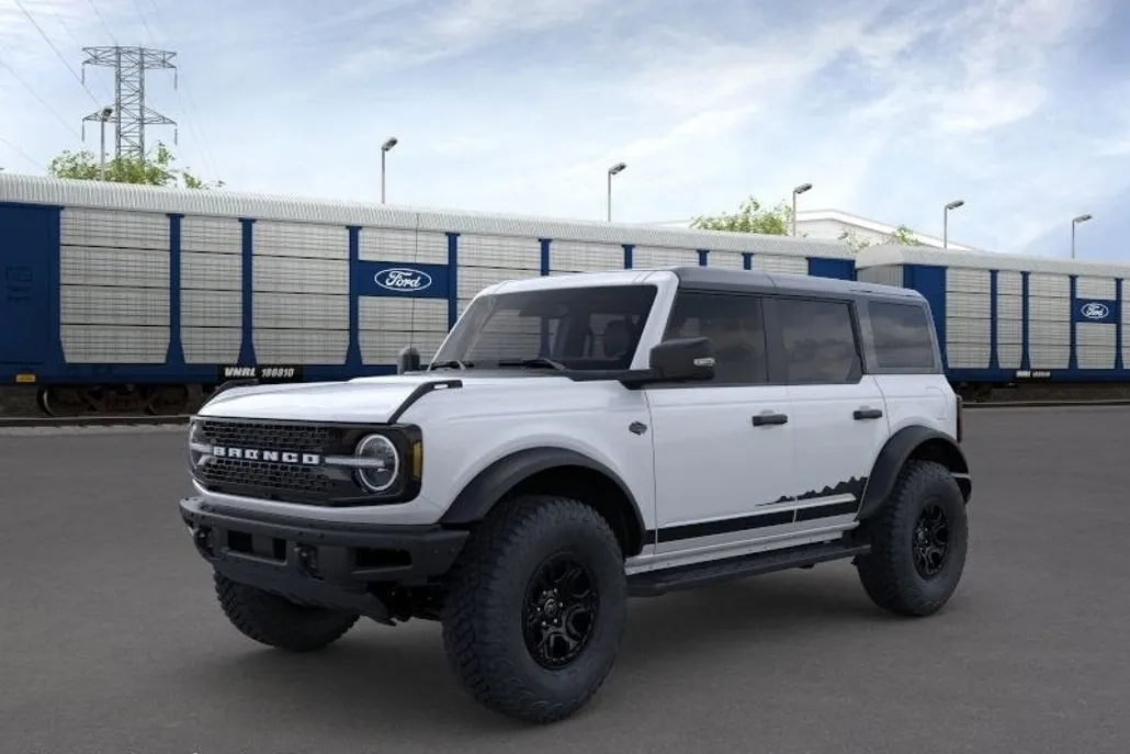 2024 Ford Bronco Wildtrak photo 1