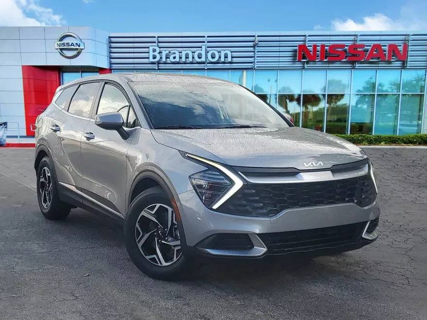 2024 Kia Sportage LX photo 1