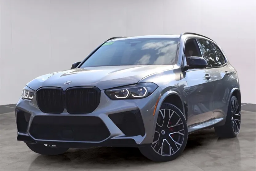 2022 Bmw X5 M photo 1