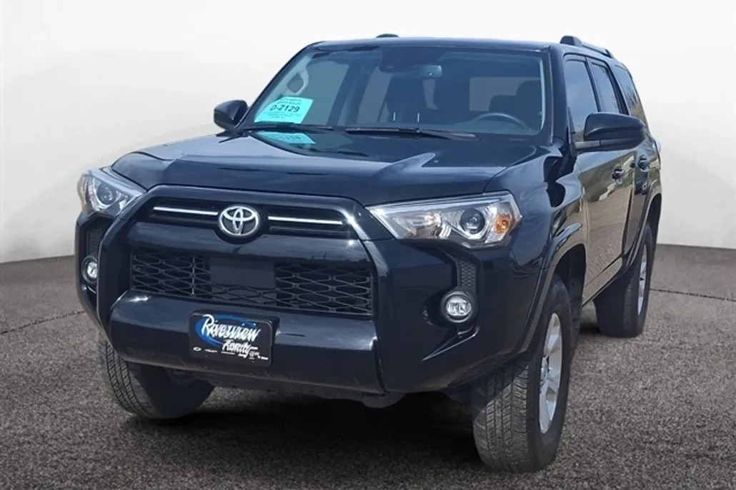 2024 Toyota 4Runner SR5 photo 1