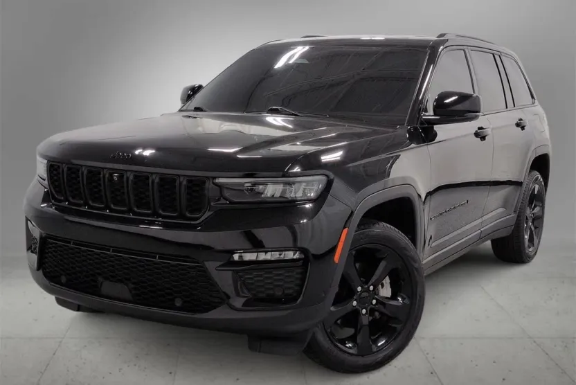 2023 Jeep Grand Cherokee Limited photo 1