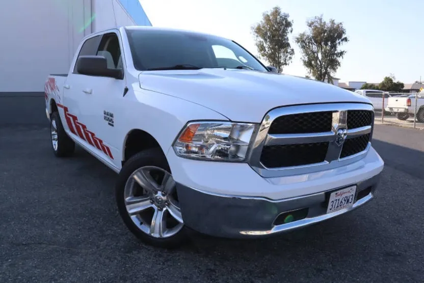 2021 Ram 1500 Classic SLT photo 1