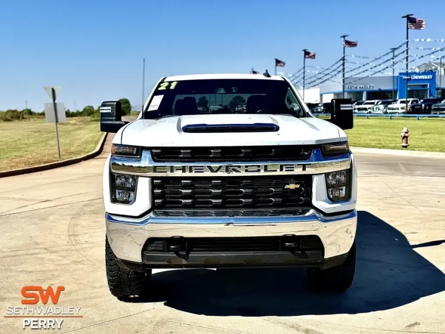 2021 Chevrolet Silverado 2500HD LT photo 1