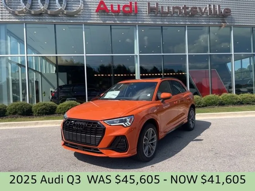 2025 Audi Q3 45 TFSI S line Premium photo 1