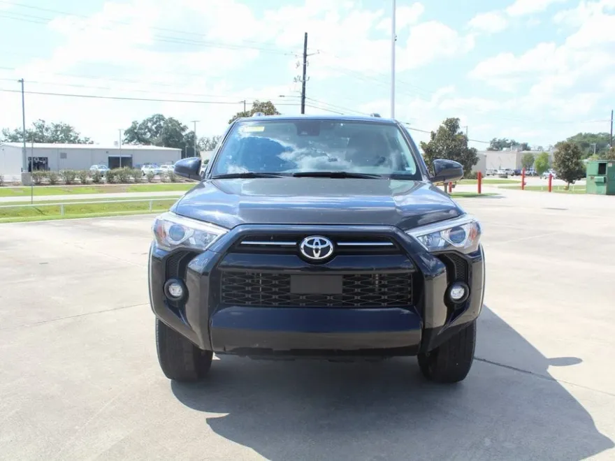 2024 Toyota 4Runner SR5 photo 1