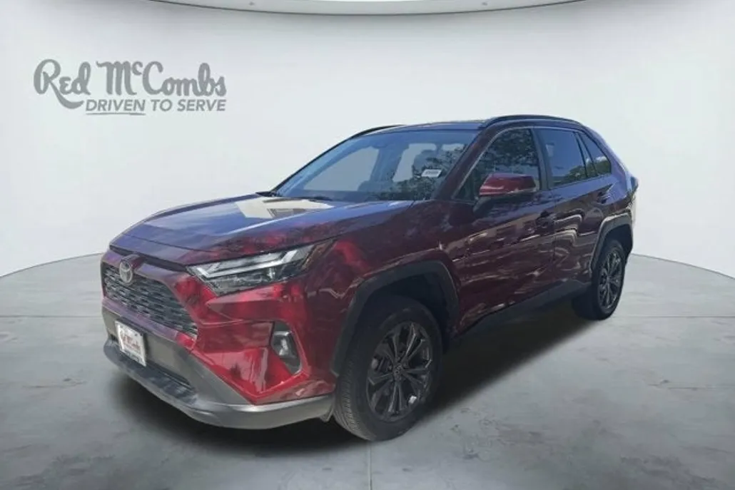 2022 Toyota RAV4 Hybrid XLE Premium photo 1