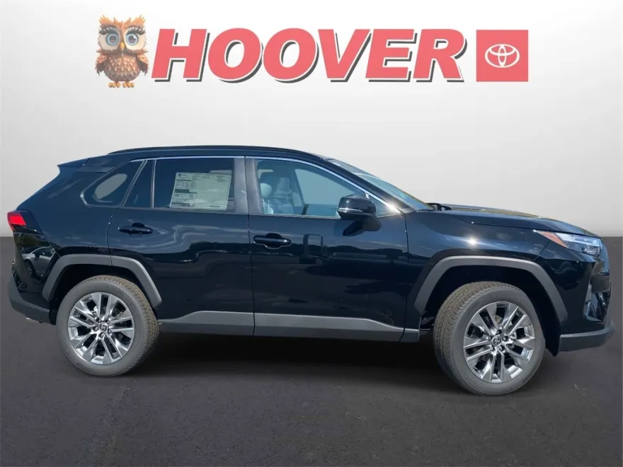 2025 Toyota RAV4 XLE Premium photo 1