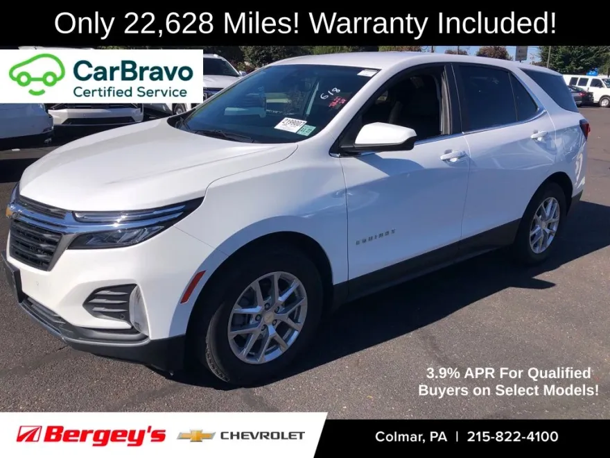 2022 Chevrolet Equinox LT photo 1