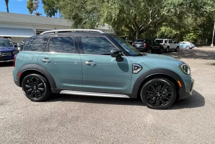 2023 Mini Countryman S photo 1