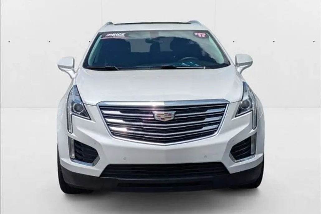 2017 Cadillac XT5 Luxury photo 1