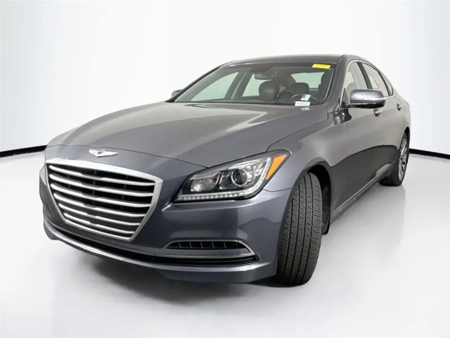 2016 Hyundai Genesis 3.8 photo 1