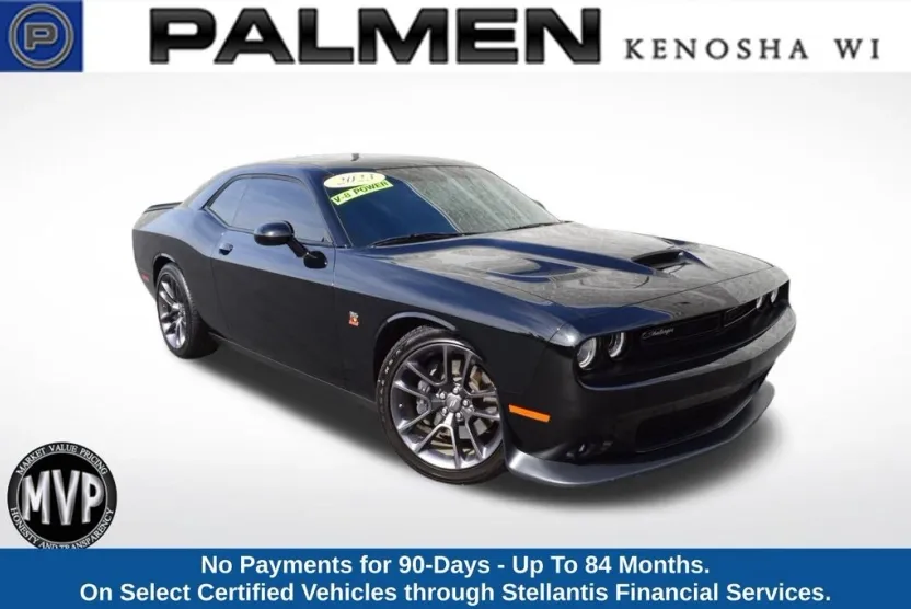 2023 Dodge Challenger R/T Scat Pack photo 1