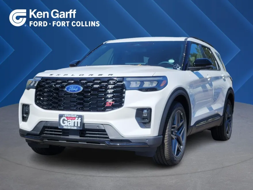 2025 Ford Explorer ST photo 1
