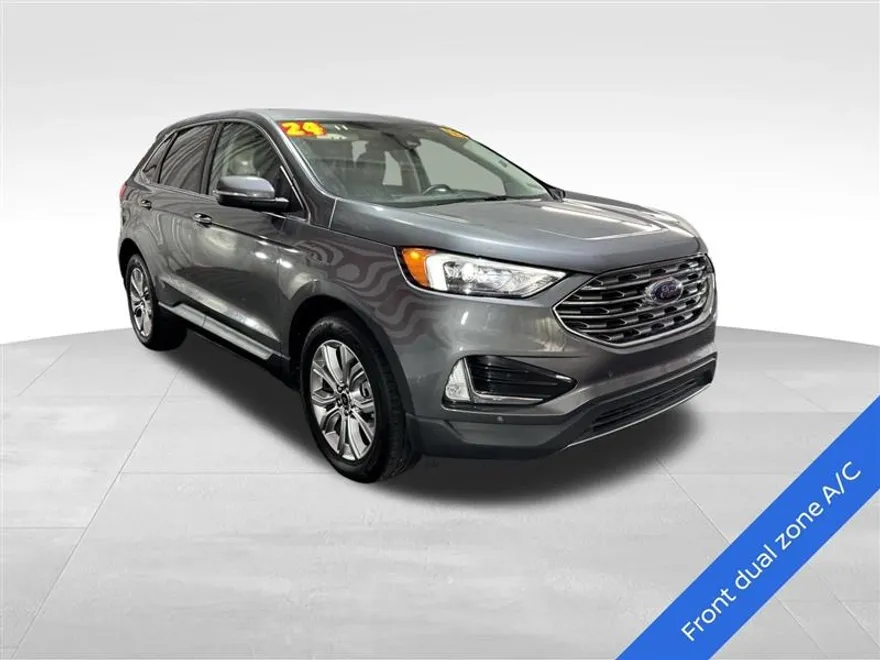 2024 Ford Edge Titanium photo 1
