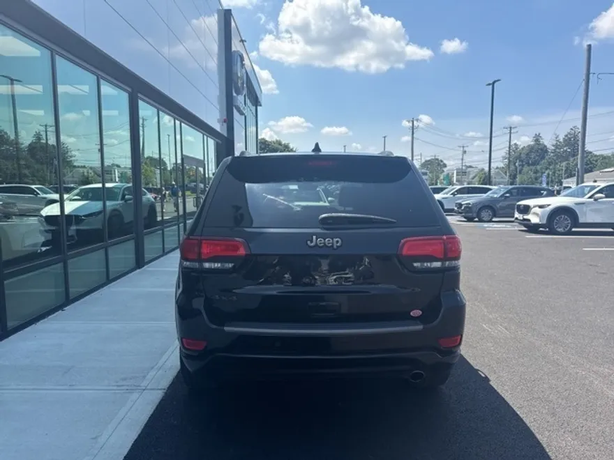 2017 Jeep Grand Cherokee Limited Anniversary Edition Black photo 1