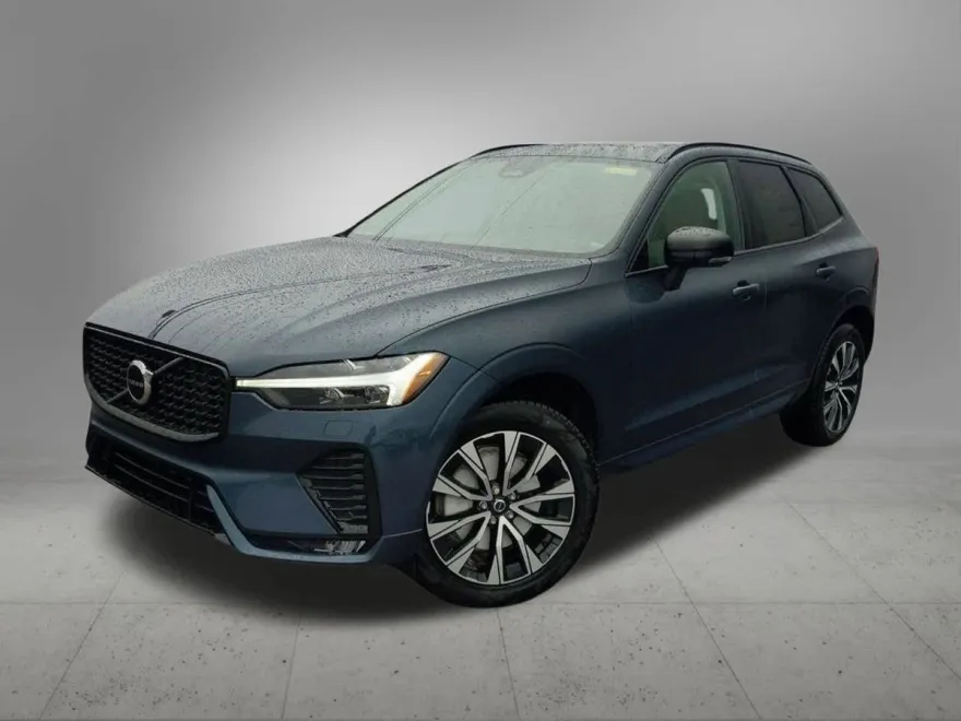 2025 Volvo XC60 Core B5 photo 1