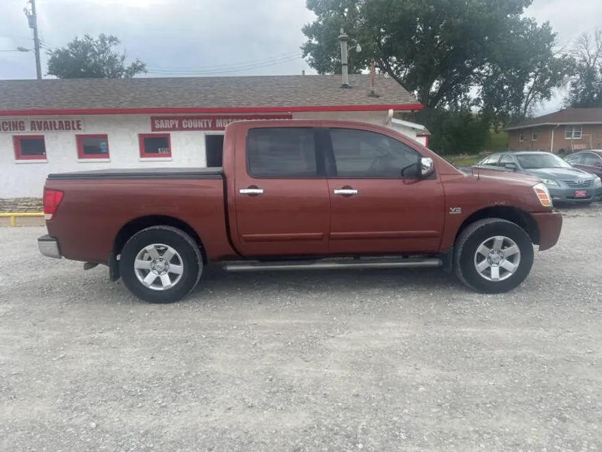 2004 Nissan Titan LE photo 1