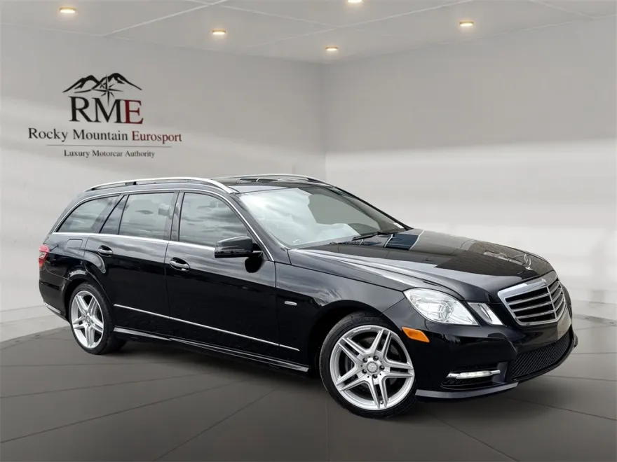 2012 Mercedes Benz E 350 4MATIC photo 1