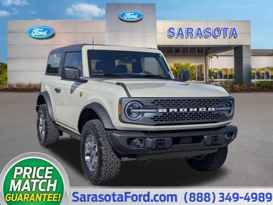 2025 Ford Bronco Badlands photo 1