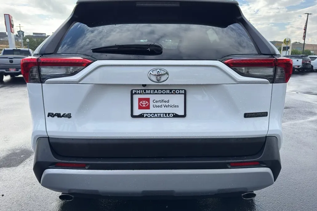 2024 Toyota RAV4 Adventure photo 1