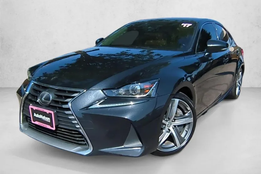 2017 Lexus IS 300 photo 1