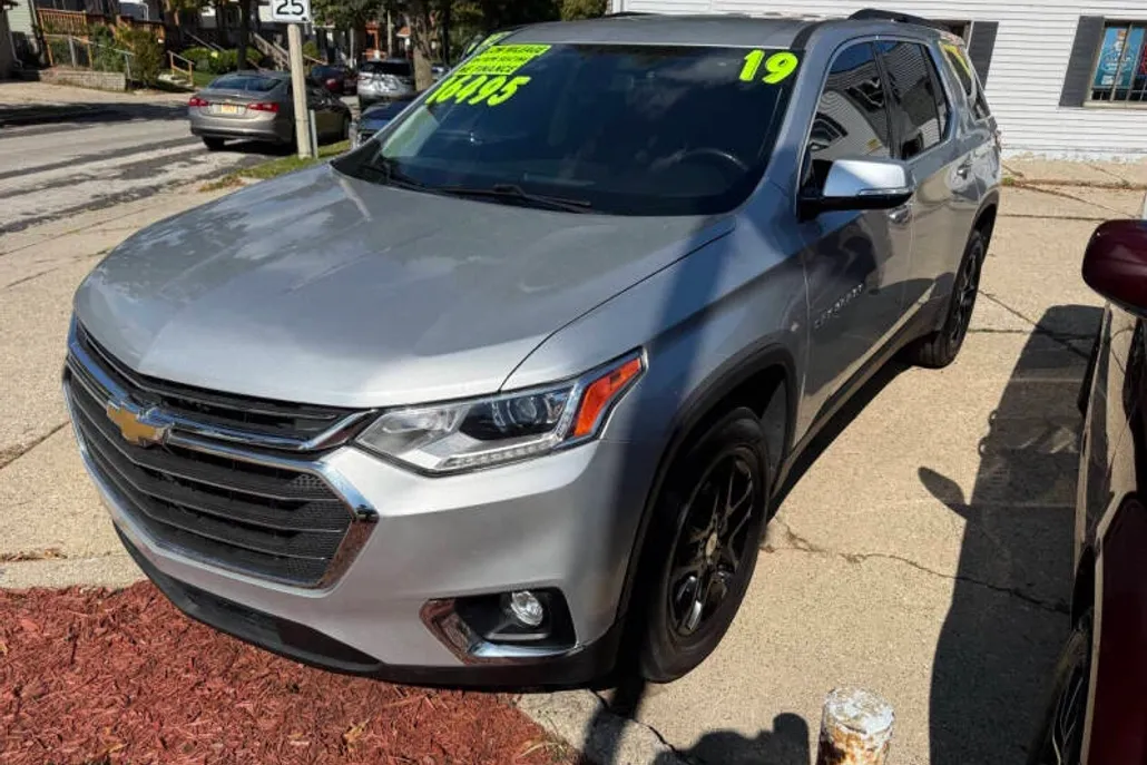 2019 Chevrolet Traverse Cloth photo 1