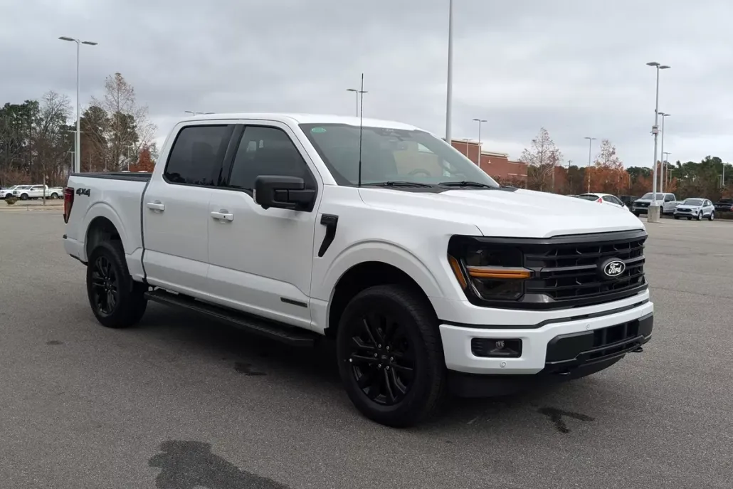 2024 Ford F-150 XLT photo 1