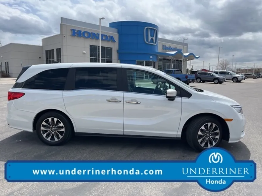 2022 Honda Odyssey EX-L photo 1