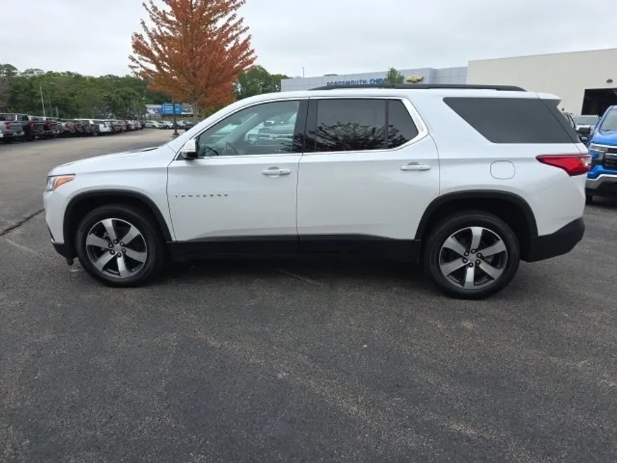 2020 Chevrolet Traverse Leather photo 1