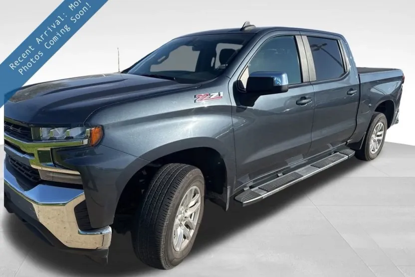2020 Chevrolet Silverado 1500 LT photo 1