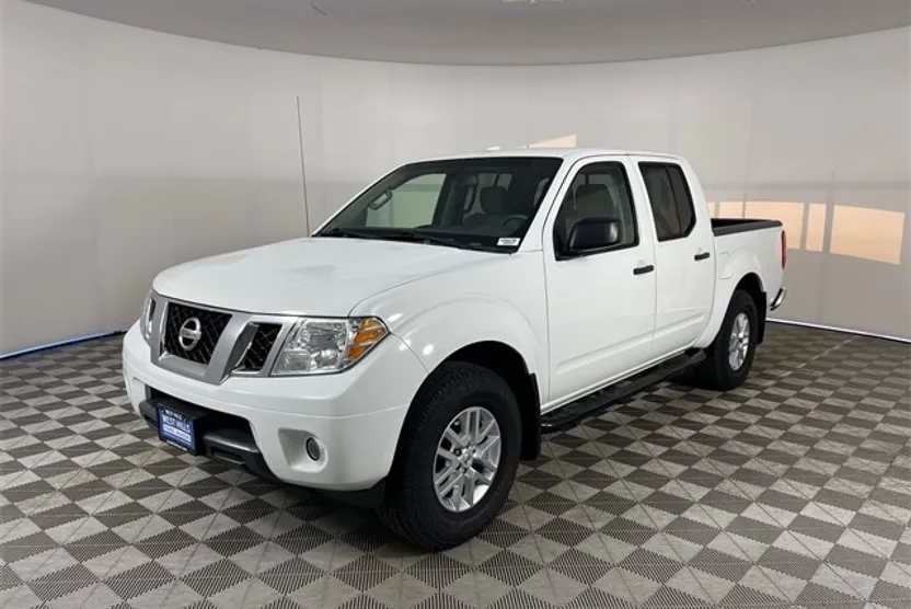 2016 Nissan Frontier SV photo 1