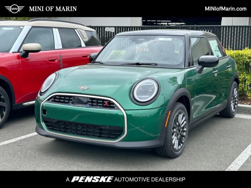 2026 Mini Cooper 4 Door Hardtop Signature photo 1