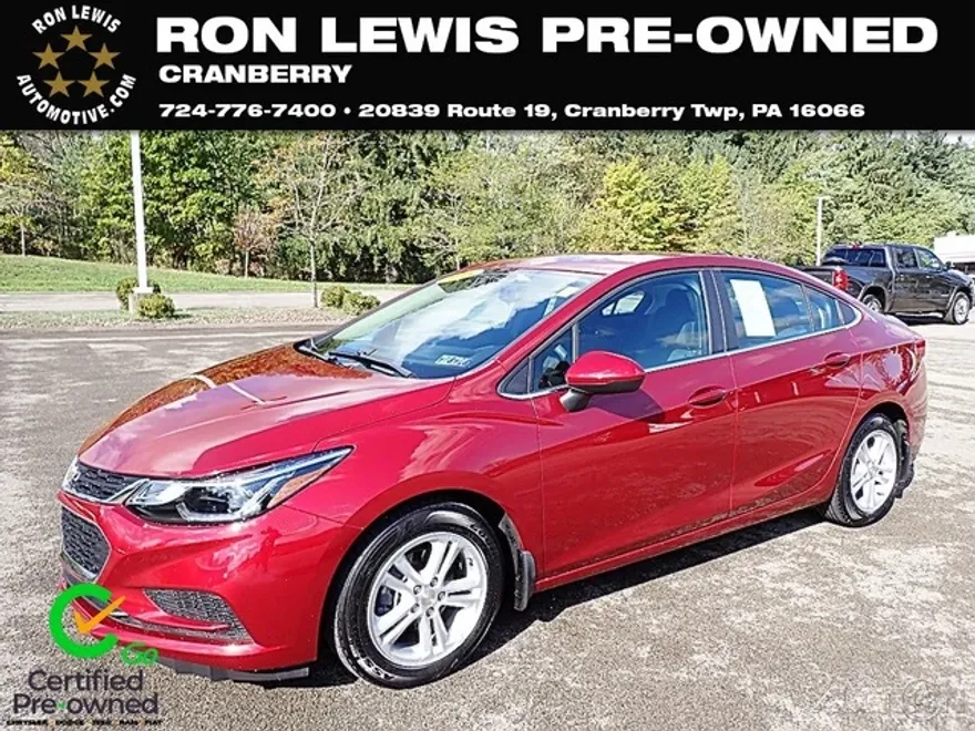 2018 Chevrolet Cruze LT photo 1