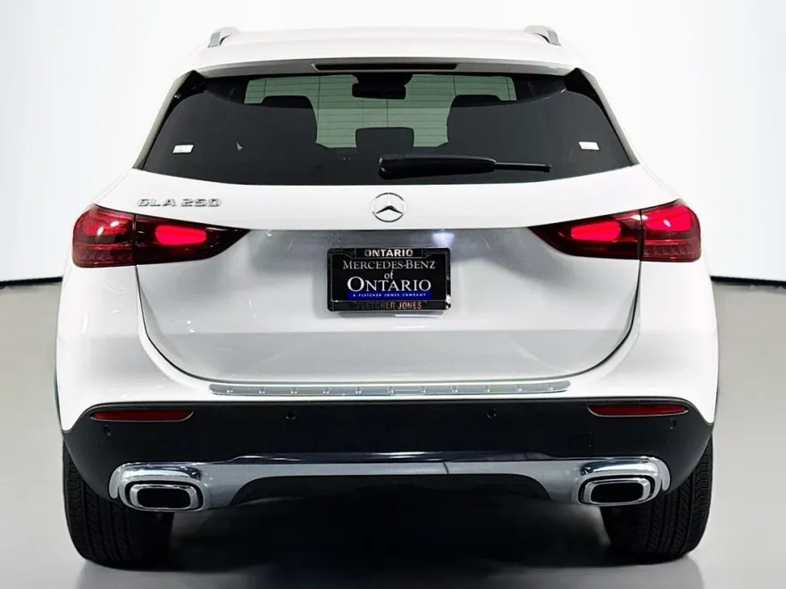 2025 Mercedes Benz GLA 250 photo 1