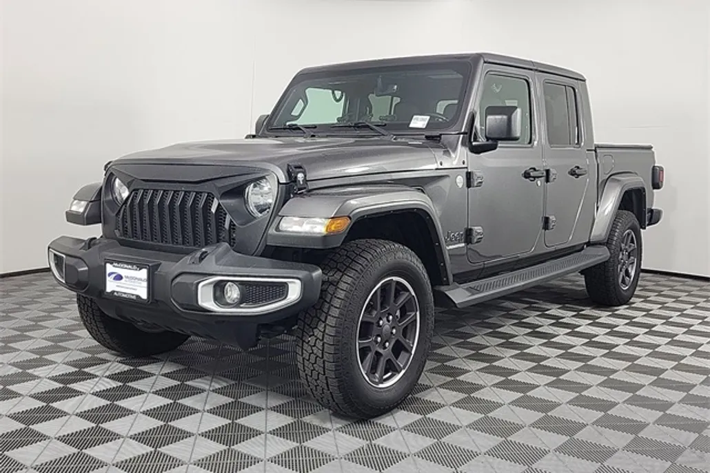 2022 Jeep Gladiator Overland photo 1