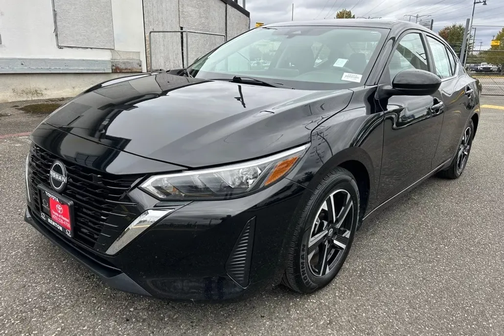 2024 Nissan Sentra SV photo 1