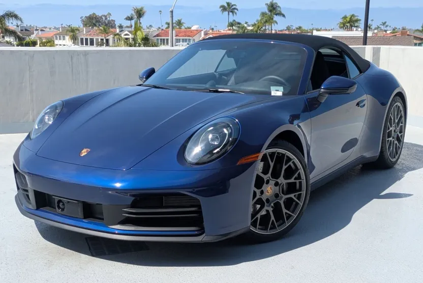 2025 Porsche 911 photo 1