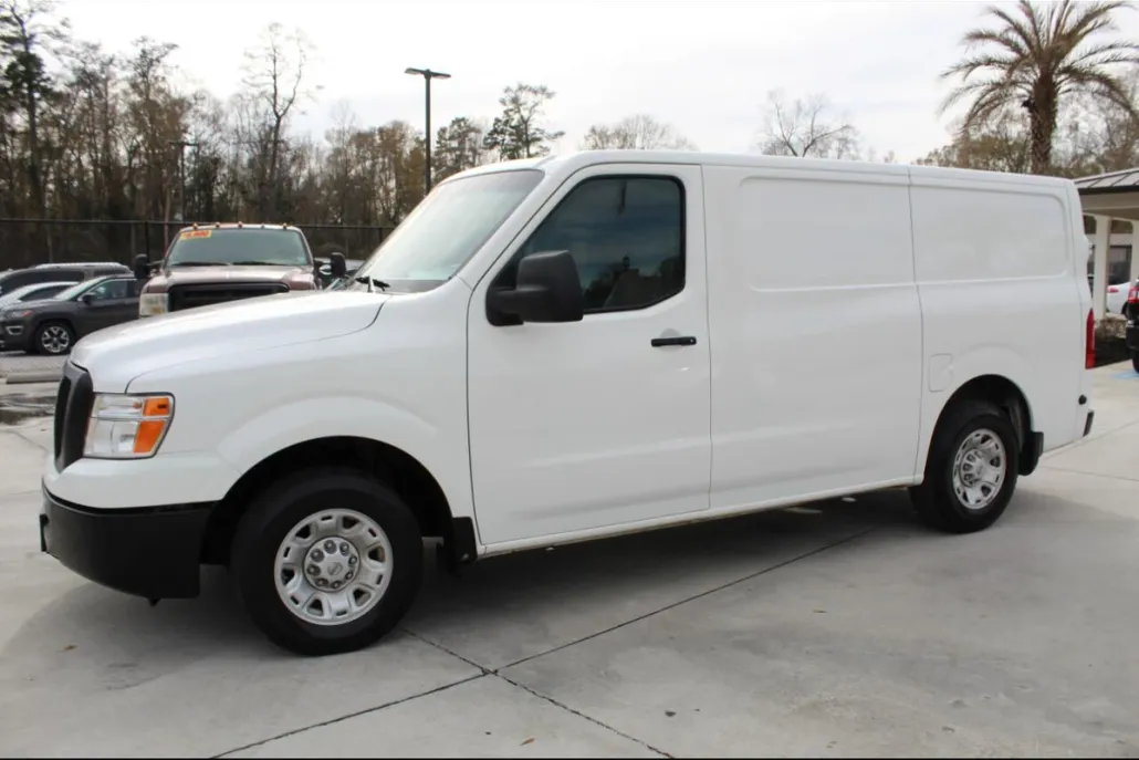 2021 Nissan NV photo 1