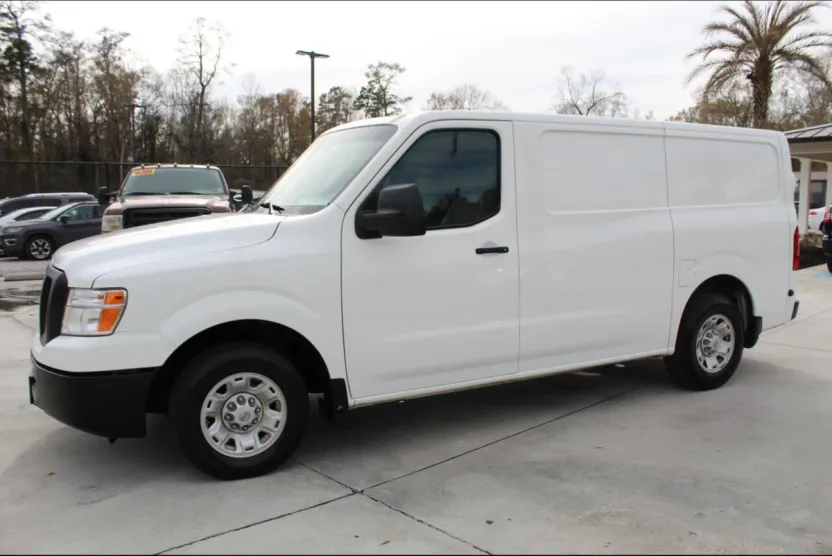 2021 Nissan NV photo 1