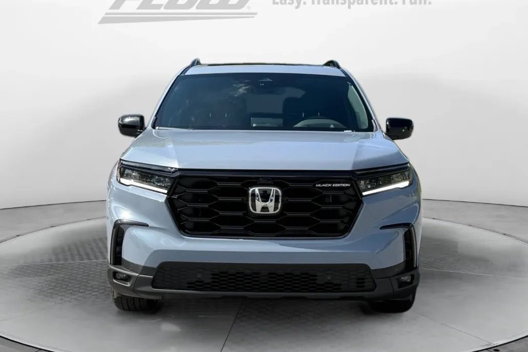 2025 Honda Pilot Black Edition photo 1